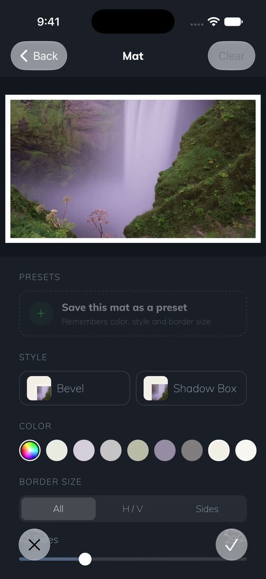 Choosing a mat style, color, and border size in the Frame Crop iPhone app